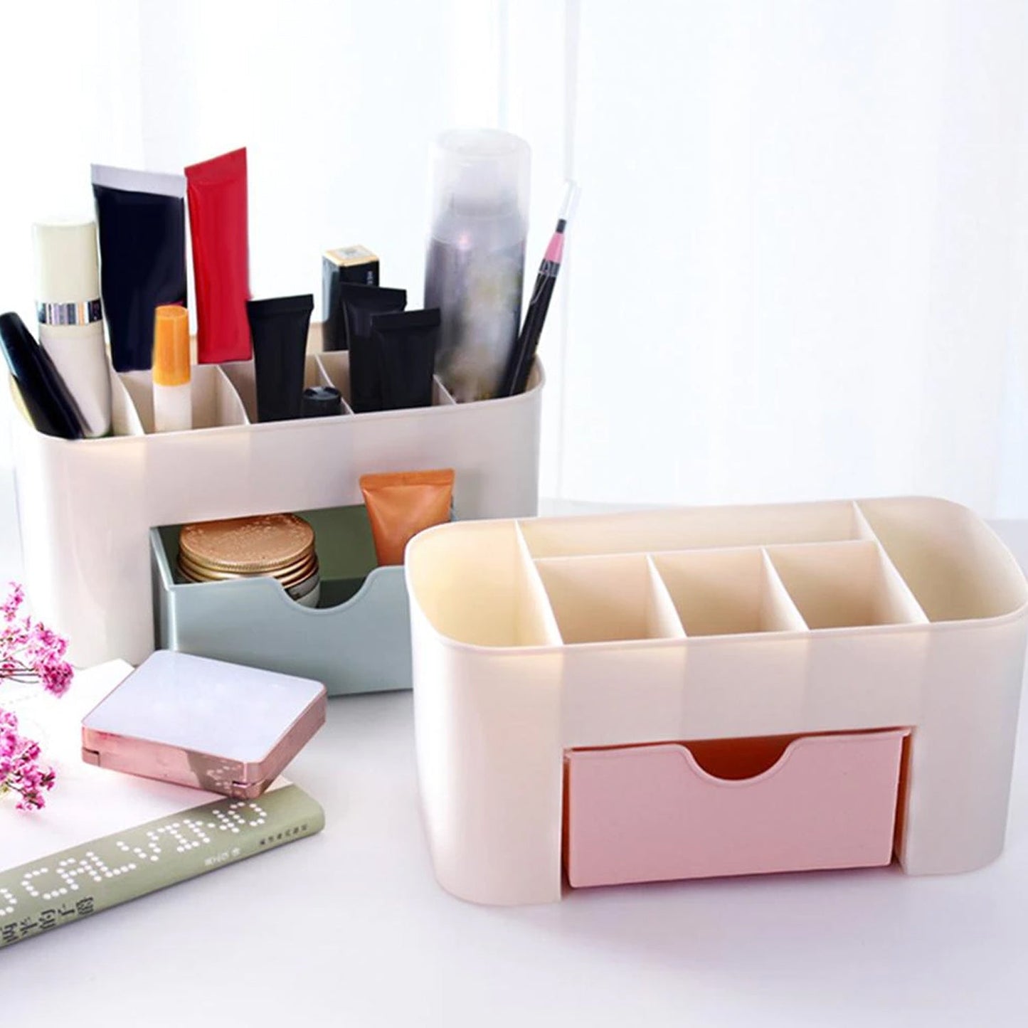 6114 Makeup Cutlery Box Used for storing makeup equipments and kits used by womens and ladies. DeoDap