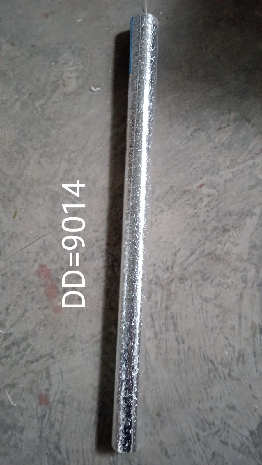 9014 2 Meter Aluminium Foil Sticker used in all kitchen purposes to prevent oily and greasy stains of food while cooking. DeoDap