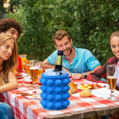 UK-0302 Silicone Ice Bucket The Revolutionary Space Saving Cube Maker